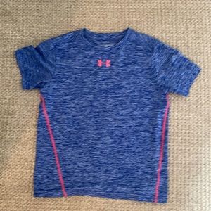 blue loose fitted youth under armour tee